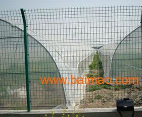 星力網(wǎng)欄廠 專業(yè)生產(chǎn)高質量監(jiān)獄護欄網(wǎng)與機場護欄網(wǎng)