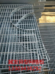 太原鋼格板冀發(fā)廠 專業(yè)供應制作山西各類規(guī)格鋼格板與金屬結構